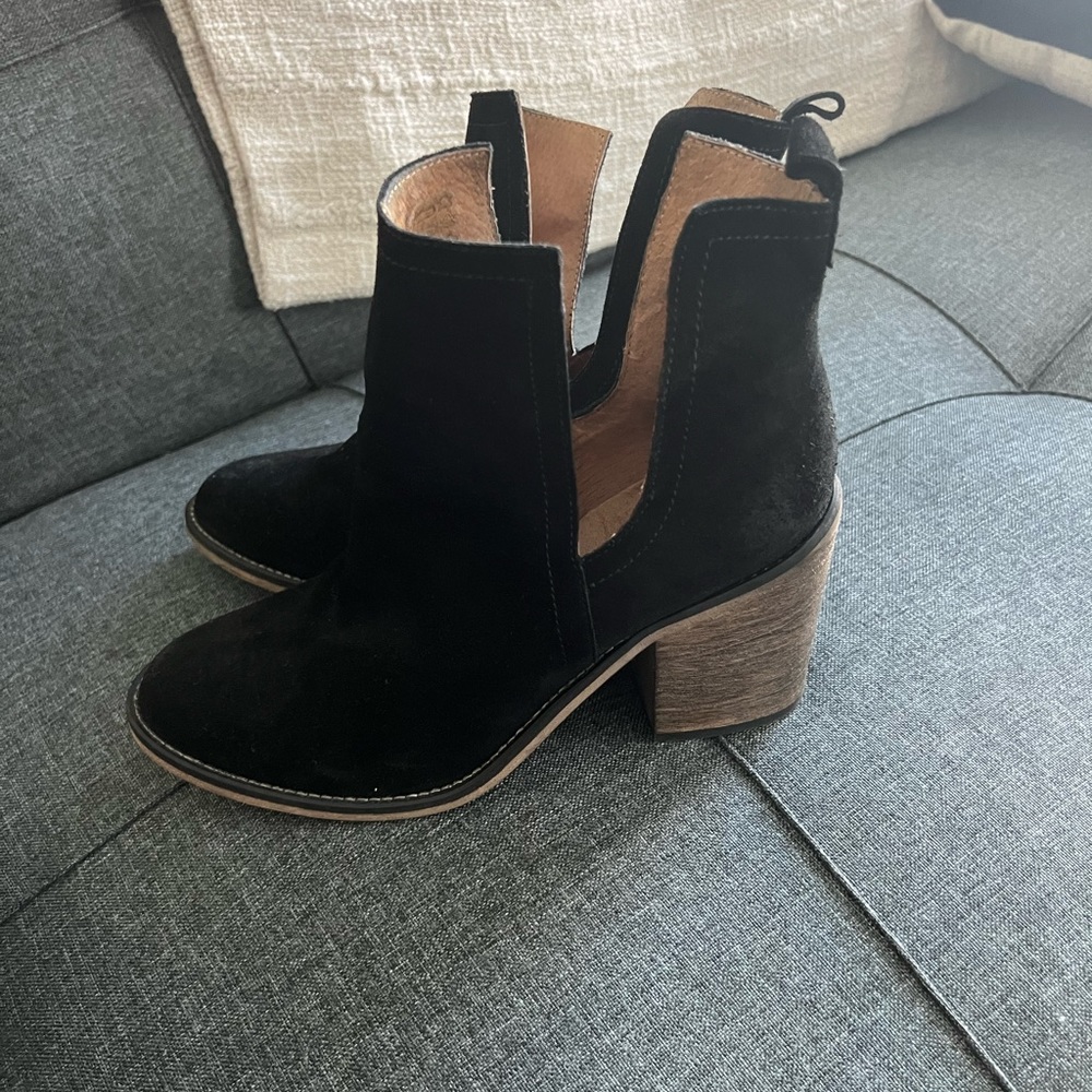 Women’s Black Cutout Ankle Boots